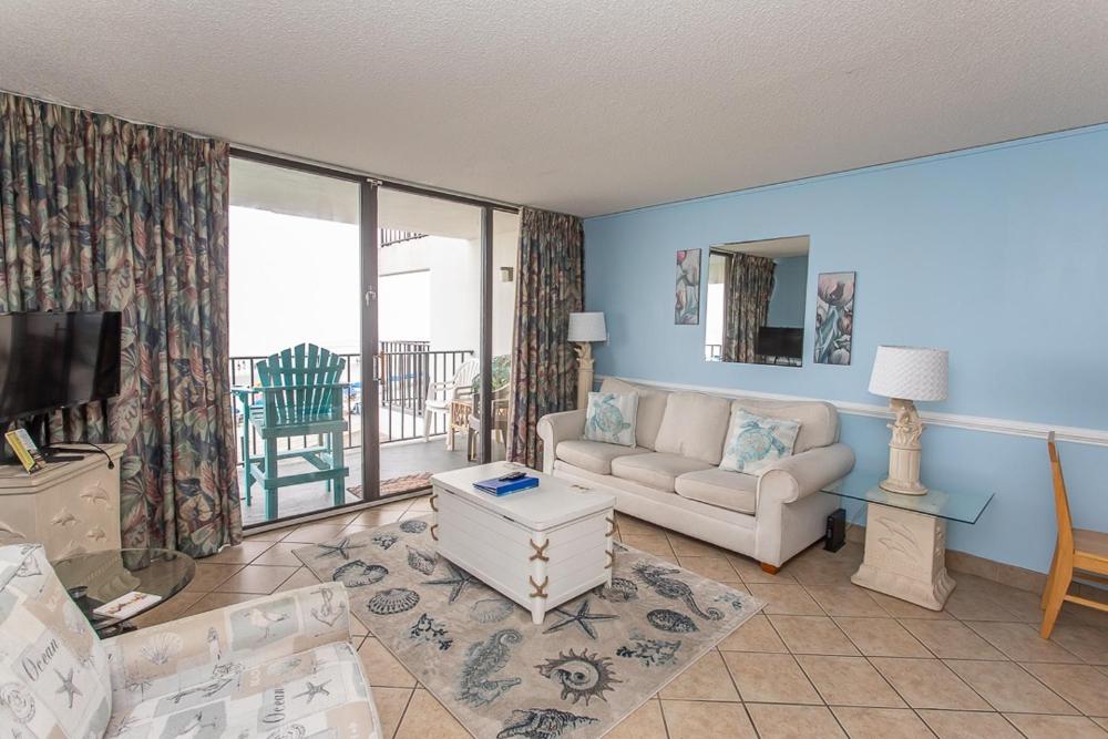 ROYAL GARDEN RESORT 209 condo